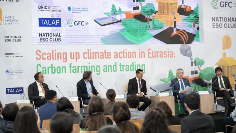 Photo from the event: An open discussion between members of Panel 1 on the growth in demand for carbon sequestration.