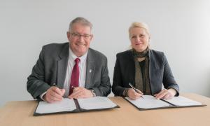 IIASA leadership visits the German Aerospace Center (DLR)